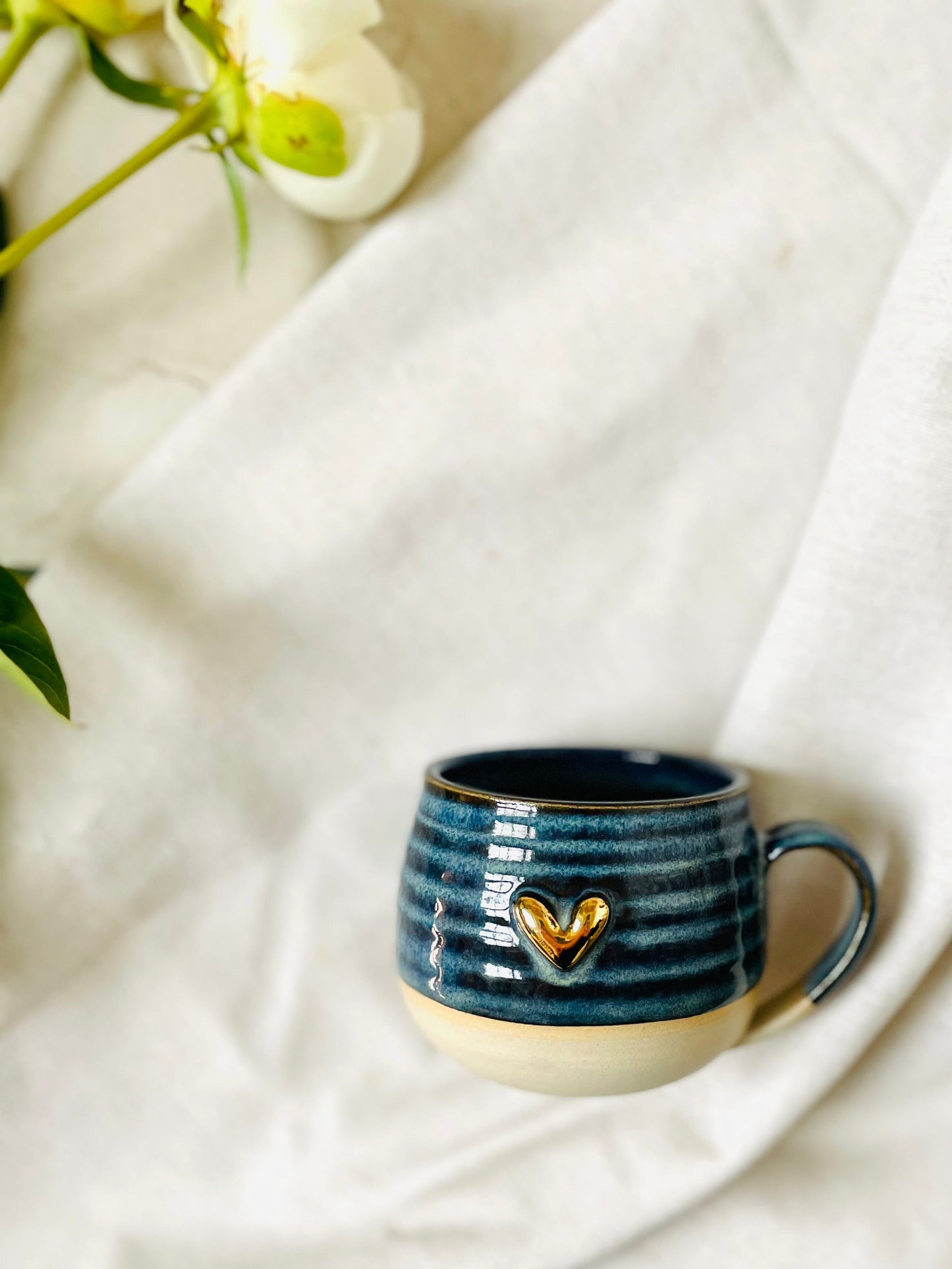 Goldenes Herzchen - Blauer Knubbel